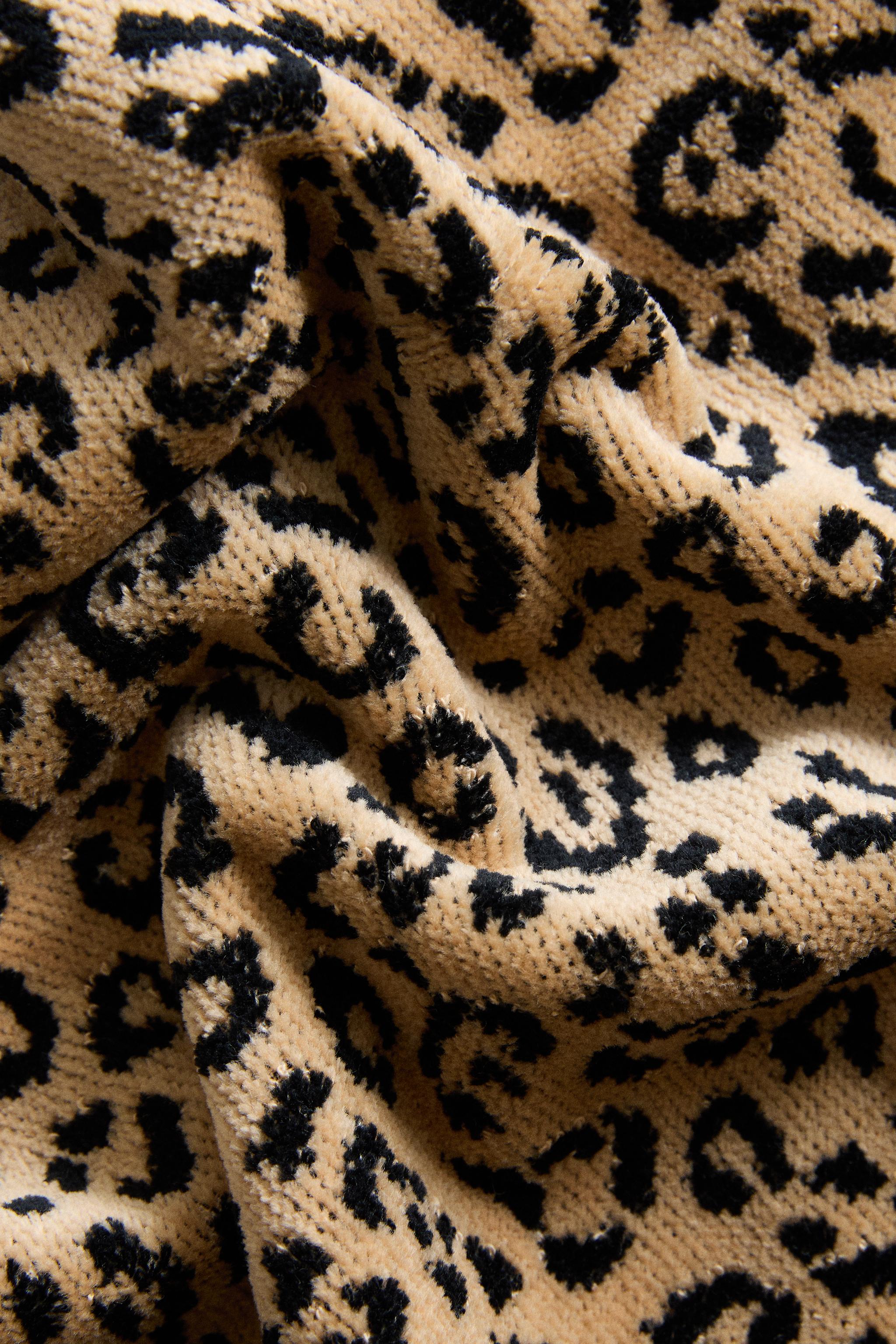 ANIMAL PRINT VELOUR HAND TOWEL PACK (PACK OF 3)